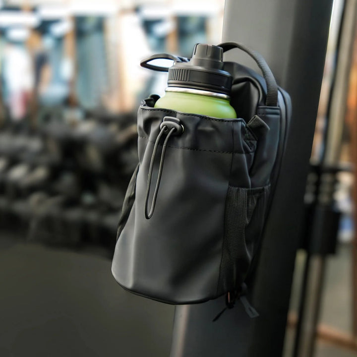 Magnetic gym bag
